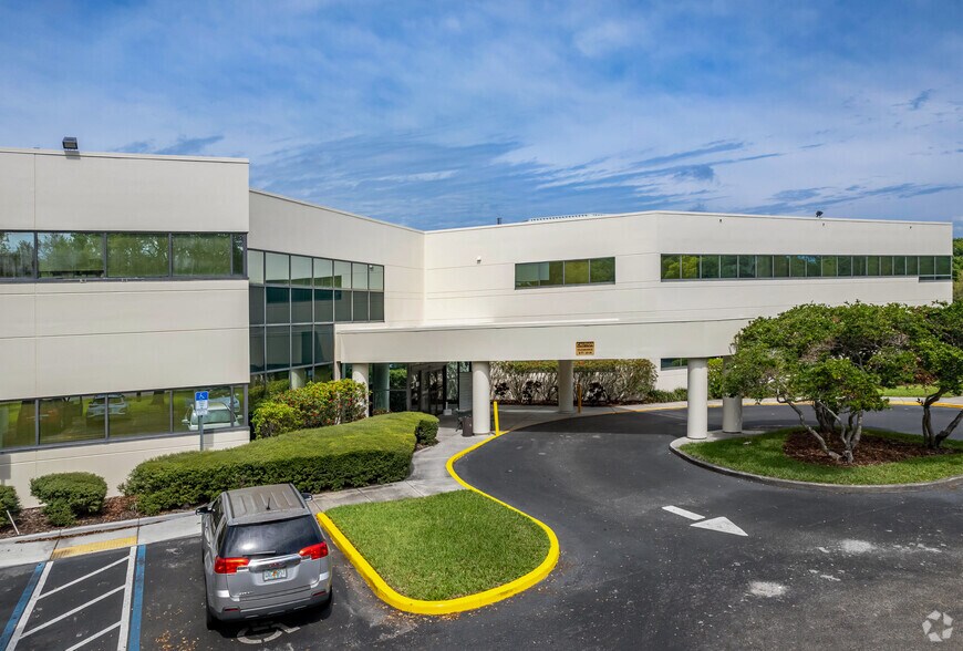 More Photos Of 2191 9th Ave N, Saint Petersburg Medical For Lease