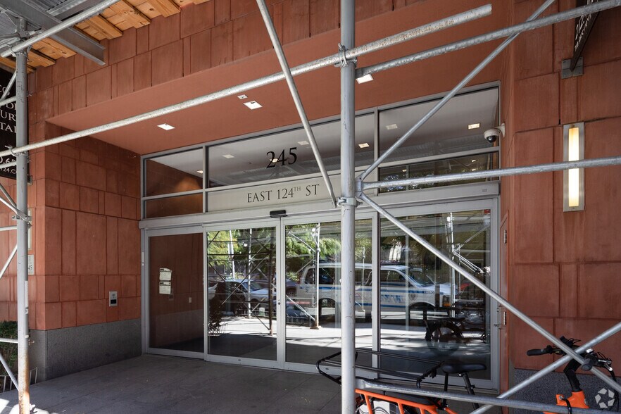 More Photos Of 245 E 124th St, New York Apartments For Lease