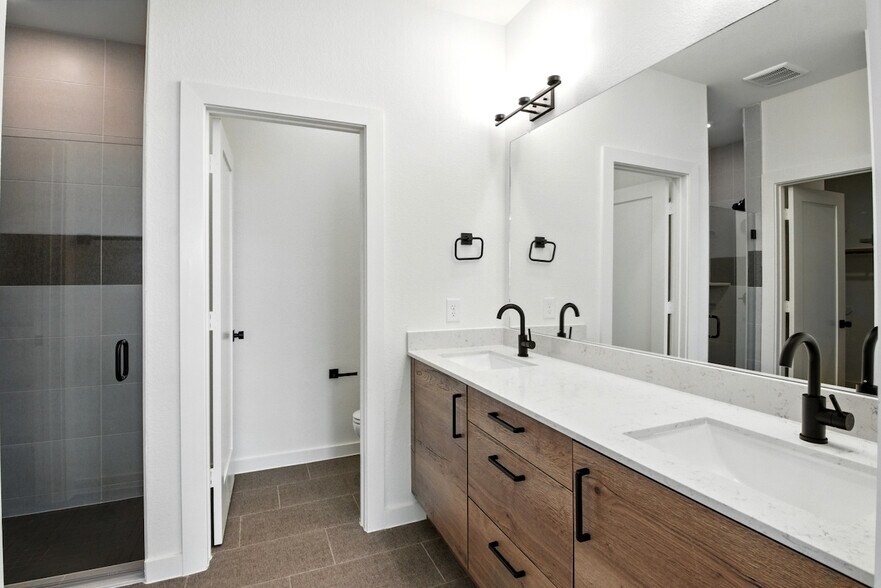 More Photos Of , Dayton Multifamily For Sale