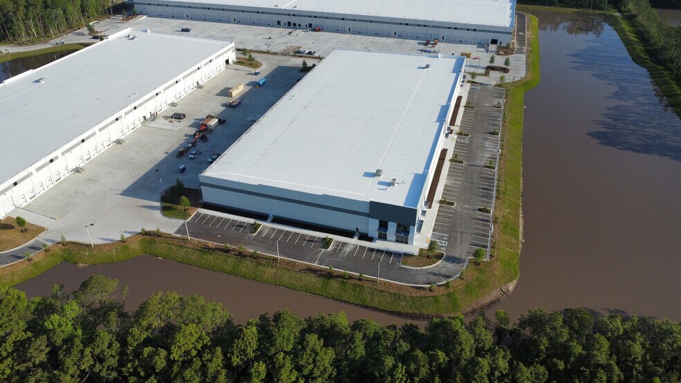 Primary Photo Of 12435 Lem Turner Rd, Jacksonville Unknown For Lease