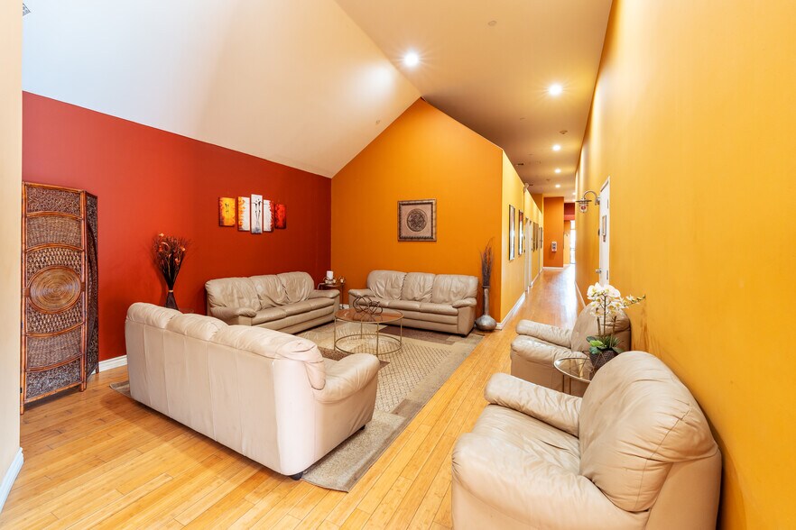 More Photos Of 1415 N Cahuenga Blvd, Los Angeles Loft Creative Space For Sale