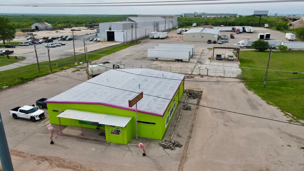 More Photos Of 2601 E Hwy 80, Abilene Office For Sale