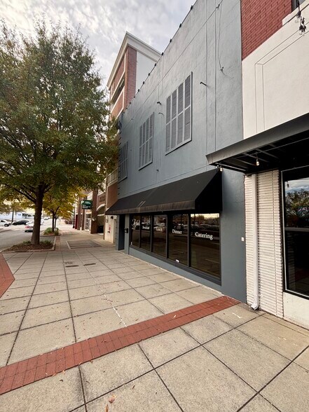 More Photos Of 124 Whitner St, Anderson Storefront Retail Office For Lease