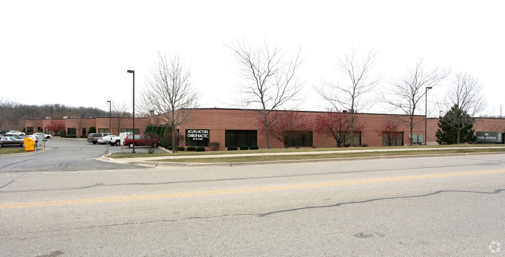 More Photos Of 500 Park Ave, Lake Villa Warehouse For Sale