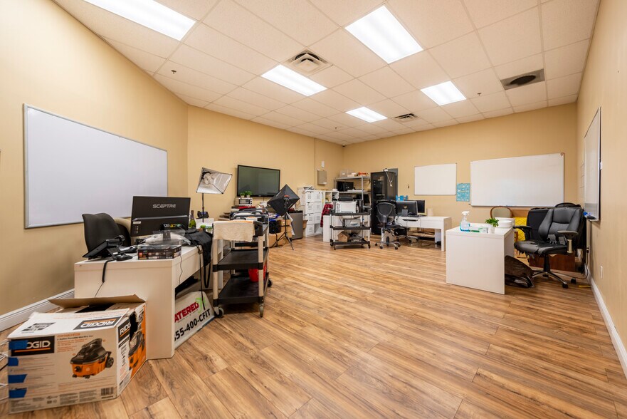 More Photos Of 5150 N State Road 7, North Lauderdale Refrigeration Cold Storage For Lease