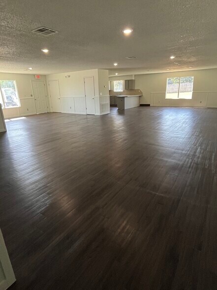 More Photos Of 101-105 E 32nd Ave, Stillwater Apartments For Sale