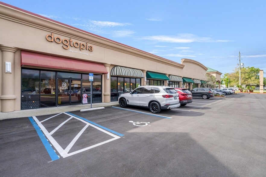 More Photos Of 9365 Philips Hwy, Jacksonville Freestanding For Sale