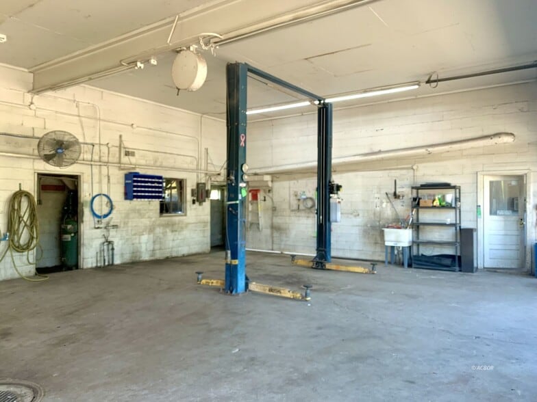 More Photos Of 751 Jackson Pike, Gallipolis Auto Repair For Sale