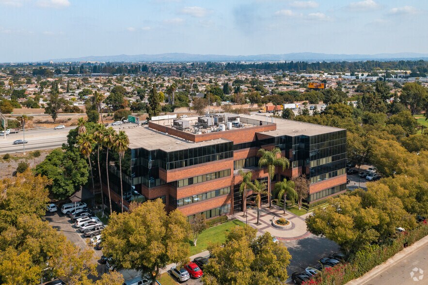 More Photos Of 17100 Pioneer Blvd, Artesia Office For Lease