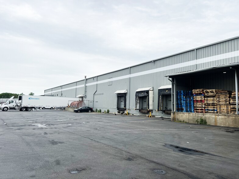 More Photos Of 1001 Industrial Hwy, Eddystone Unknown For Lease