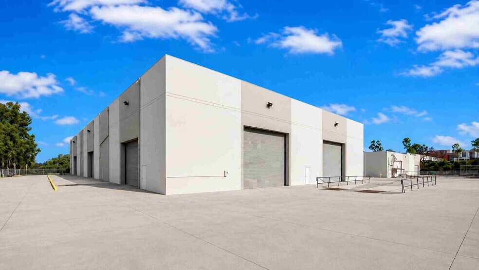 More Photos Of 7451 Trade St, San Diego Manufacturing For Lease