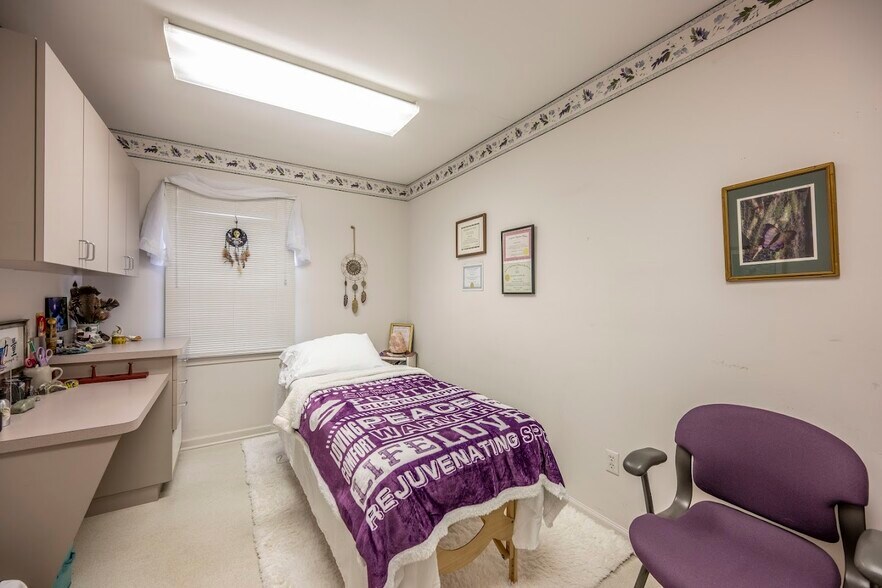 More Photos Of 11 Woodland Rd, Madison Medical For Sale