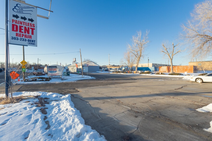 More Photos Of 7007 W Colfax Ave, Denver Freestanding For Sale