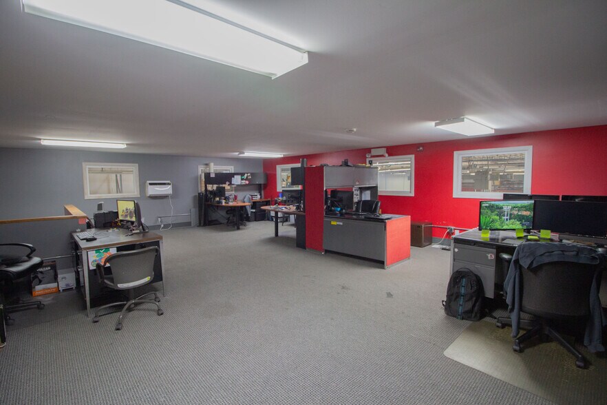 More Photos Of 9350 Shaver Rd, Portage Manufacturing For Lease