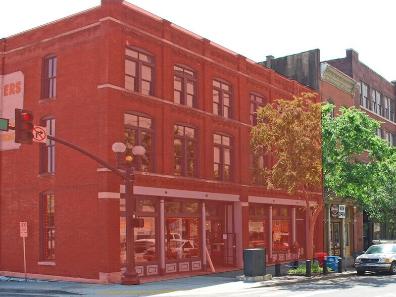 More Photos Of 184 2nd Ave N, Nashville Storefront For Lease