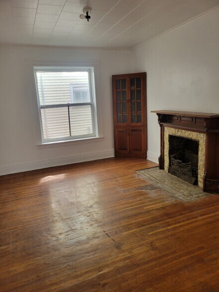 More Photos Of 65 Mason St, Rochester Apartments For Sale