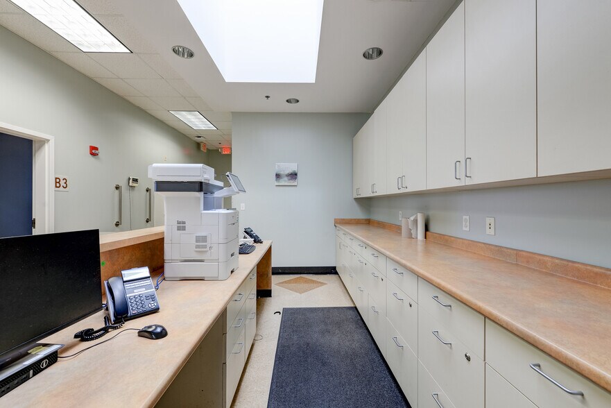 More Photos Of 1221 24th Ave, Meridian Medical For Lease