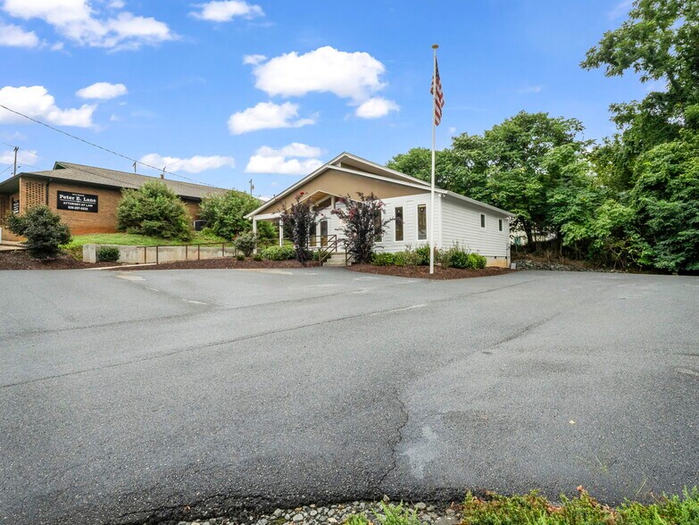 More Photos Of 147 E Court St, Rutherfordton Office Residential For Sale