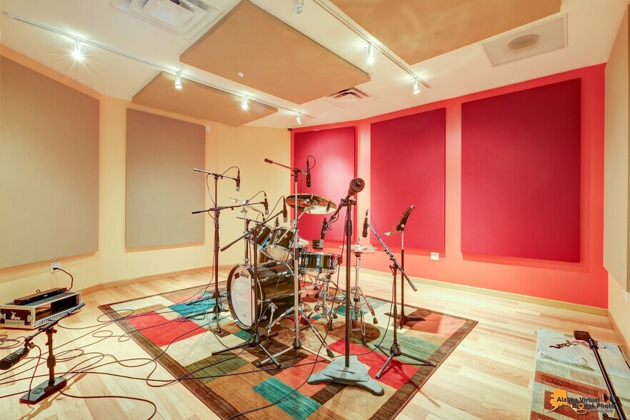 More Photos Of 1075 S Inner Springer Loop, Palmer Industrial For Sale