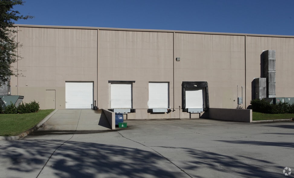 More Photos Of 7321 Trade Ct, Sarasota Manufacturing For Lease