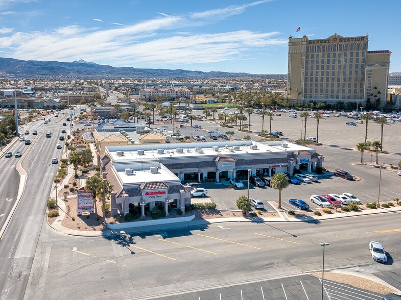 More Photos Of 565 Marks St, Henderson General Retail For Sale