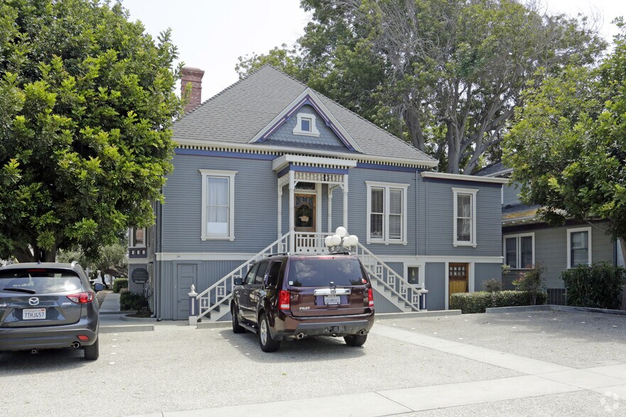 More Photos Of 107 Figueroa St, Ventura Office For Lease