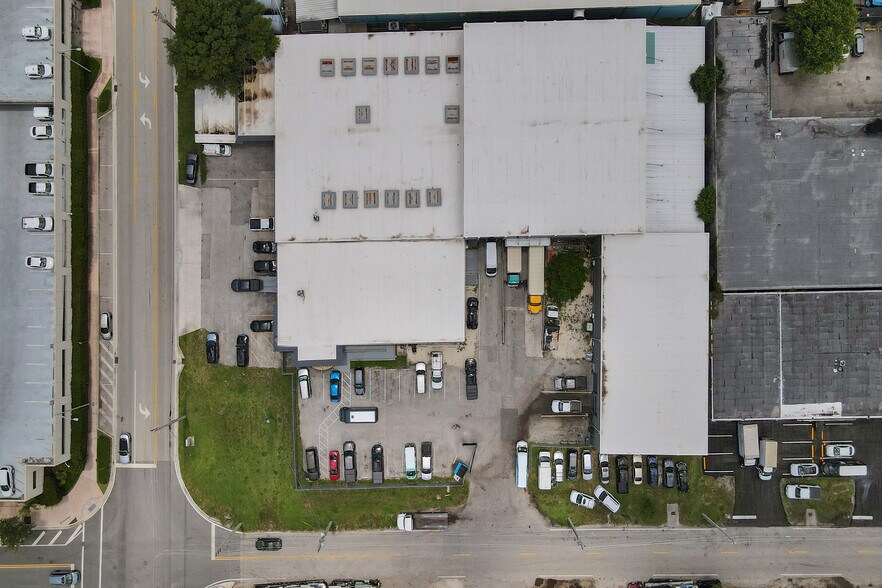 More Photos Of 5400 NW 84th Ave, Miami Warehouse For Sale