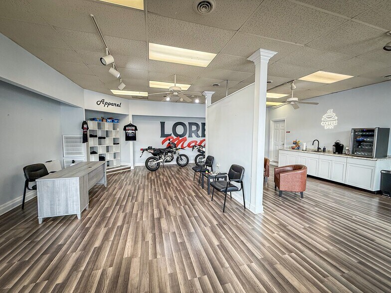 More Photos Of 195 New Castle Rd, Butler Storefront Retail Office For Sale