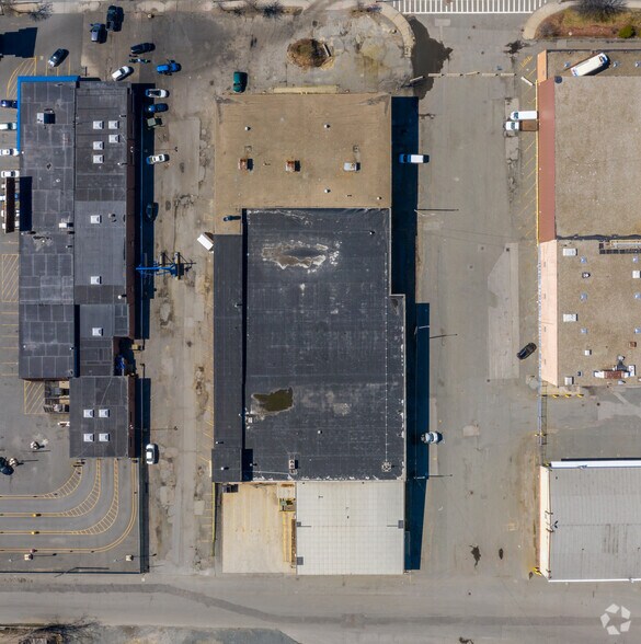 More Photos Of 680 Lynnway, Lynn Warehouse For Lease