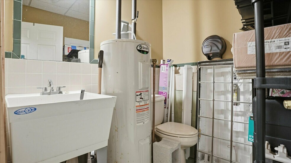 More Photos Of 648 Route 25a, Rocky Point Medical For Lease