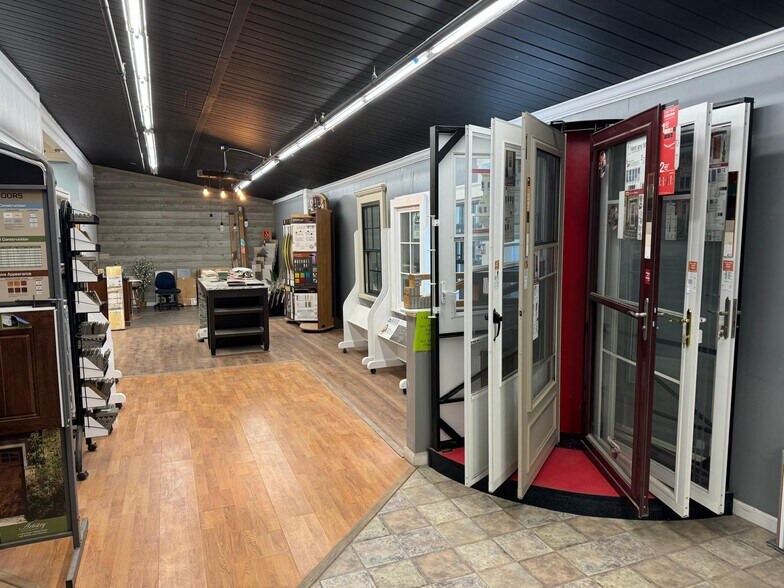 More Photos Of 43 State St, Presque Isle General Retail For Sale