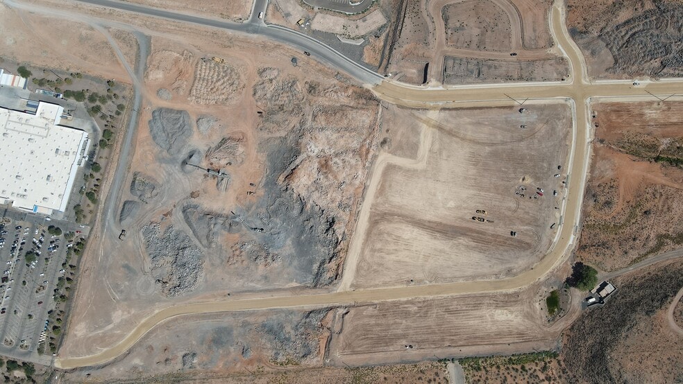 More Photos Of 200 N 3000 W, Hurricane Land For Sale