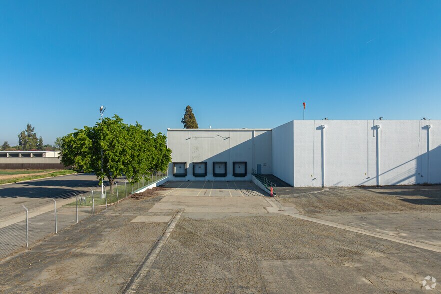 More Photos Of 1467 Dinuba Ave, Reedley Refrigeration Cold Storage For Lease