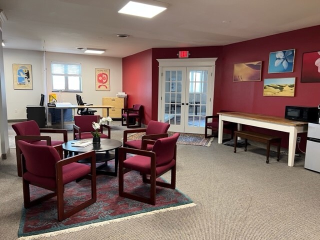More Photos Of 2407-2417 Lancaster Ave, Wilmington Office Residential For Lease