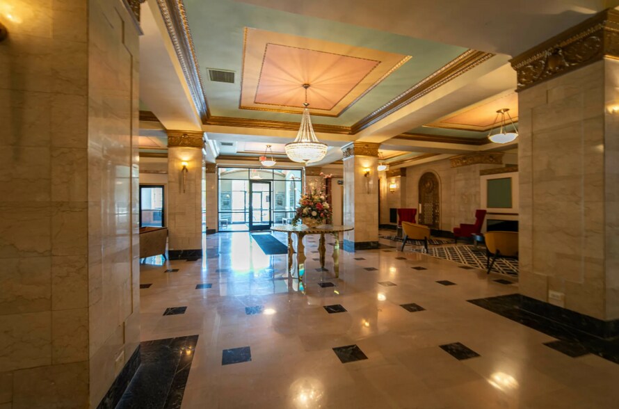 More Photos Of 15 E Kirby St, Detroit Apartments For Lease