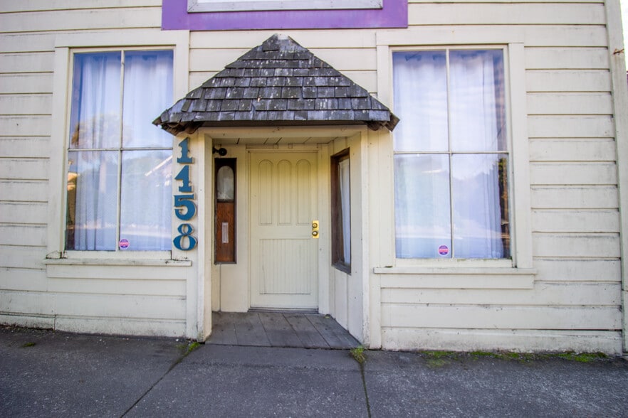 More Photos Of 1480 Myrtle Ave, Eureka General Retail For Sale