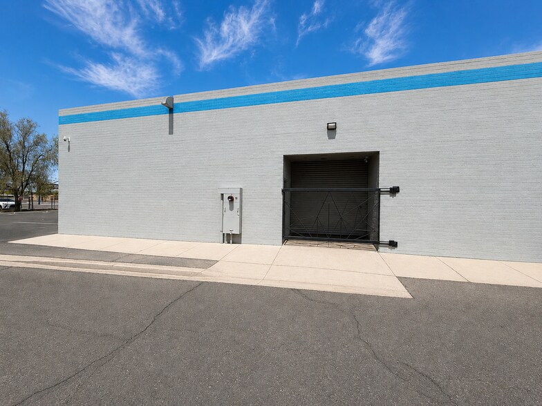 More Photos Of 55 E Southern Ave, Mesa Showroom For Lease