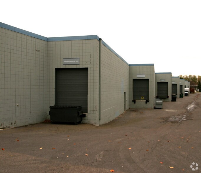 More Photos Of 5249 W 73rd St, Edina Light Distribution For Lease