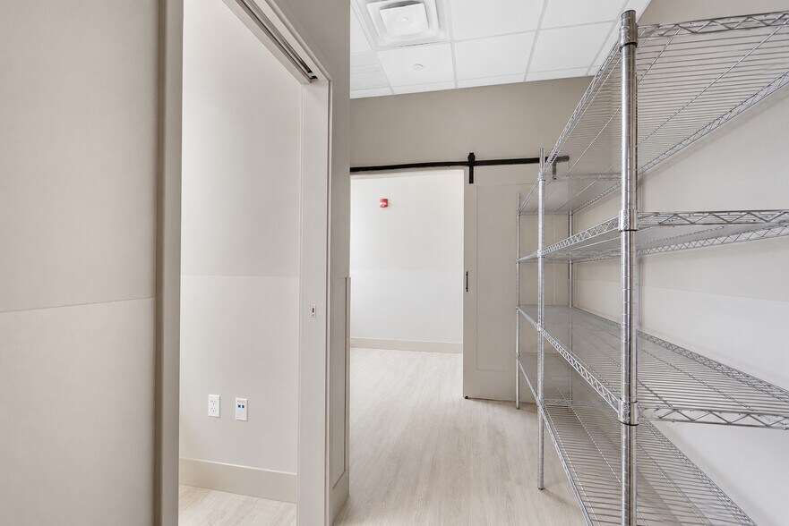 More Photos Of 9410 Calumet Ave, Munster Medical For Lease