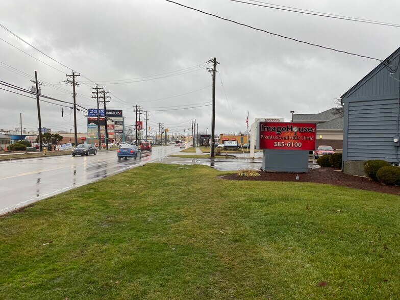 More Photos Of 3542 Springdale Rd, Cincinnati Medical For Sale