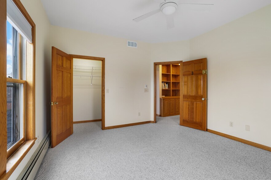 More Photos Of 520 2nd St, Excelsior Funeral Home For Sale
