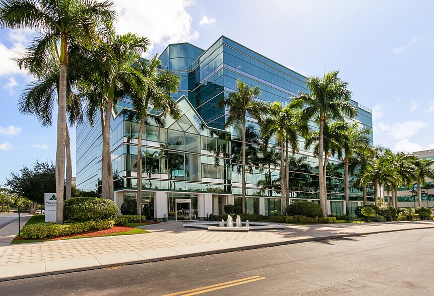 More Photos Of 550 W Cypress Creek Rd, Fort Lauderdale Office For Lease