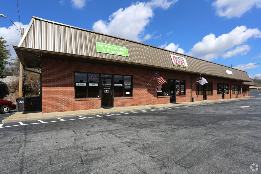 More Photos Of 4500 S Main St, Acworth General Retail For Sale
