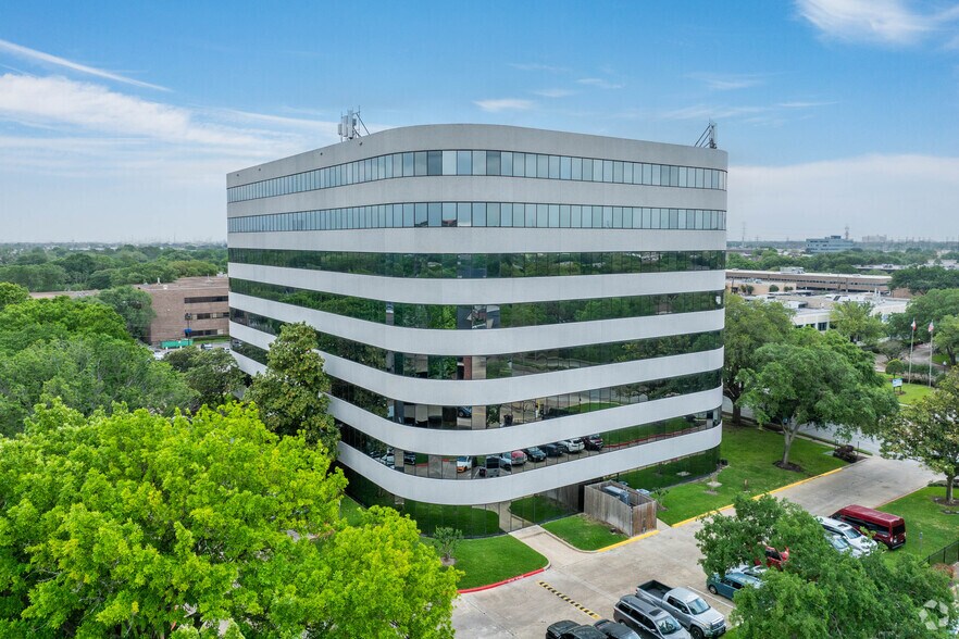Primary Photo Of 9800 Richmond Ave, Houston Office For Lease
