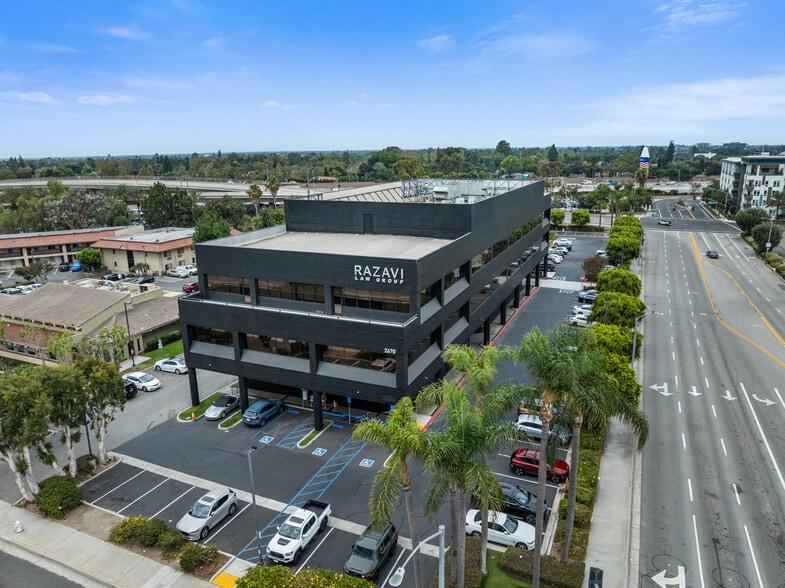 Primary Photo Of 2670 N Main St, Santa Ana Office For Lease