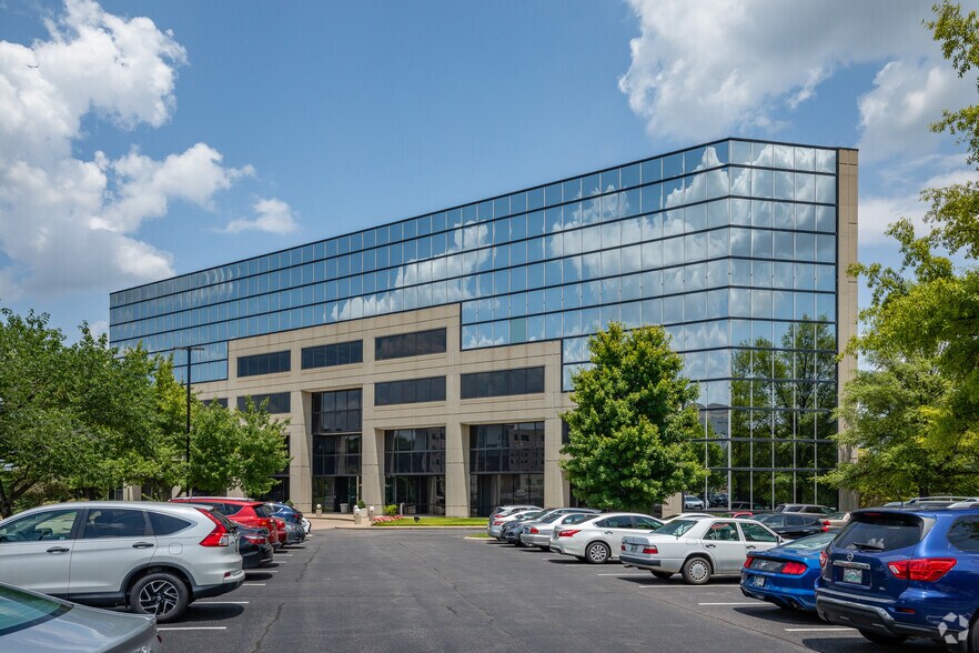 More Photos Of 15 Century Blvd, Nashville Office For Lease