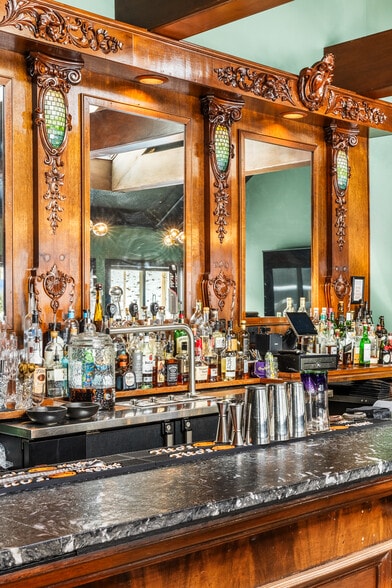 More Photos Of 1716 Depot St, Manchester Center Restaurant For Sale