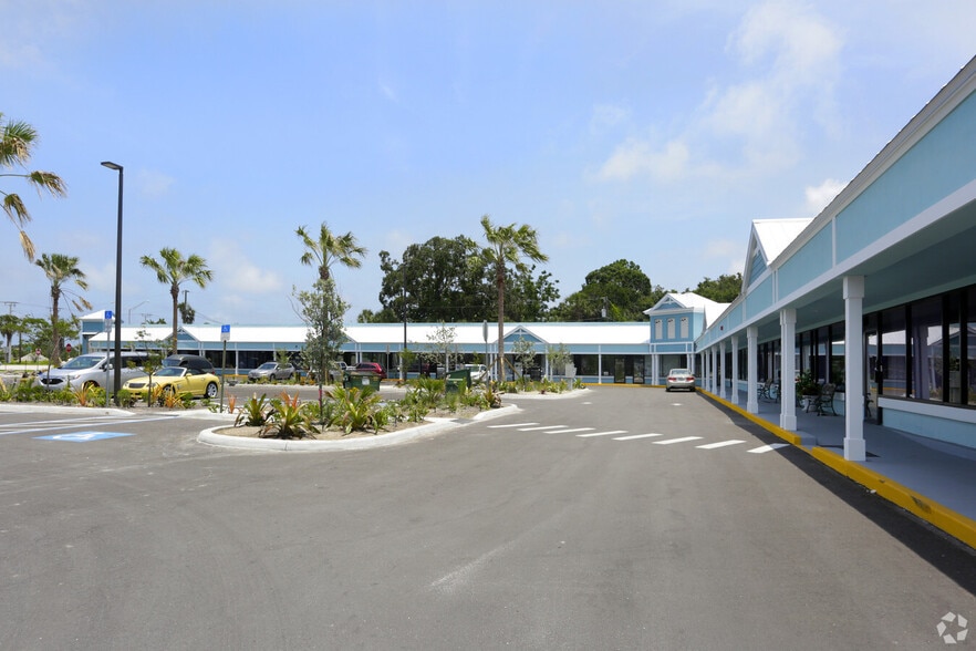 More Photos Of 221 Tamiami Trl, Nokomis Unknown For Lease