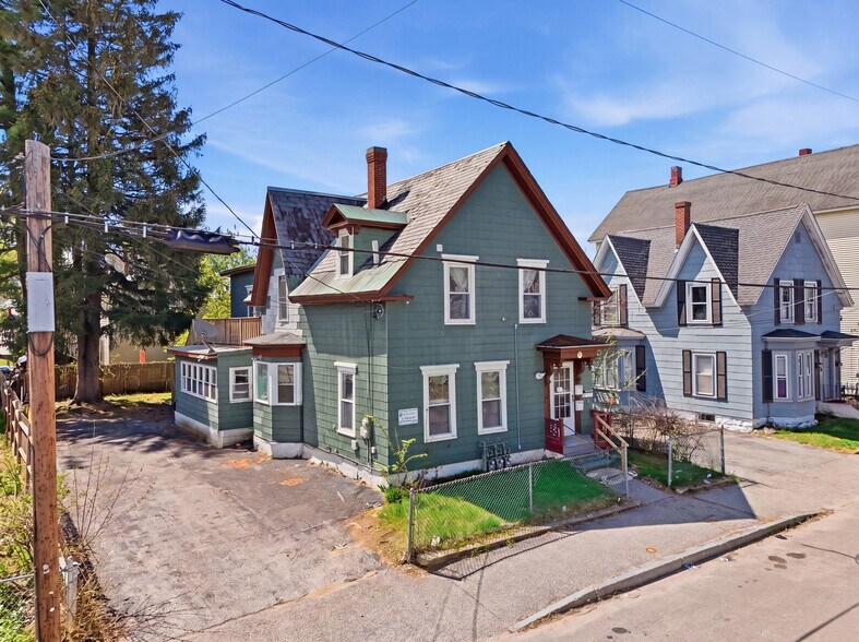More Photos Of 266 Douglas St, Manchester Multifamily For Sale