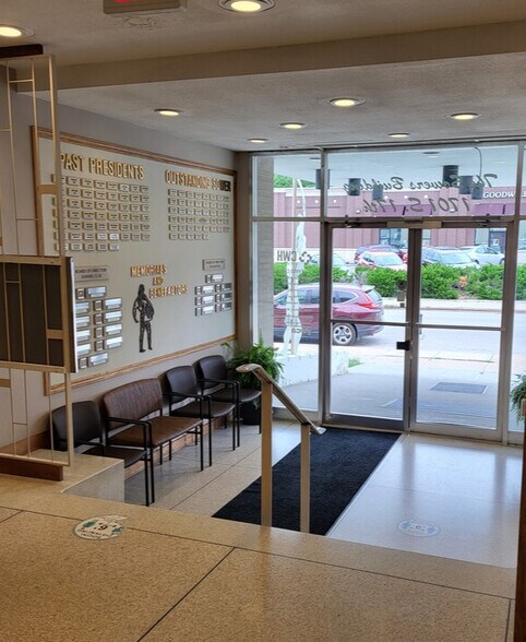 More Photos Of 1701 S 17th St, Lincoln Loft Creative Space For Lease
